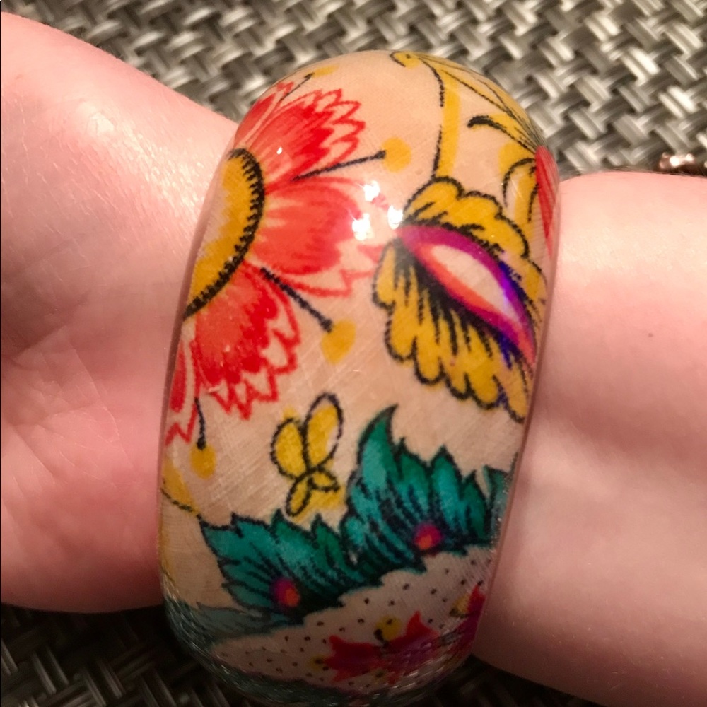 Vintage “Flower Child” Bangle Bracelet